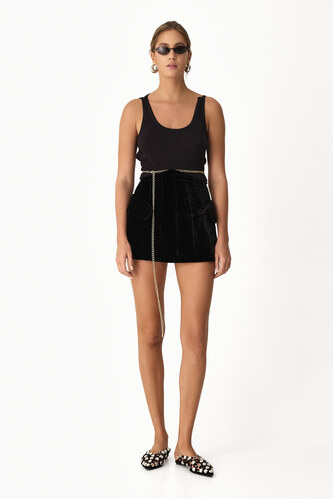 Black Skirt With Chain Detail at the Waist - SS24 - PNK Casual