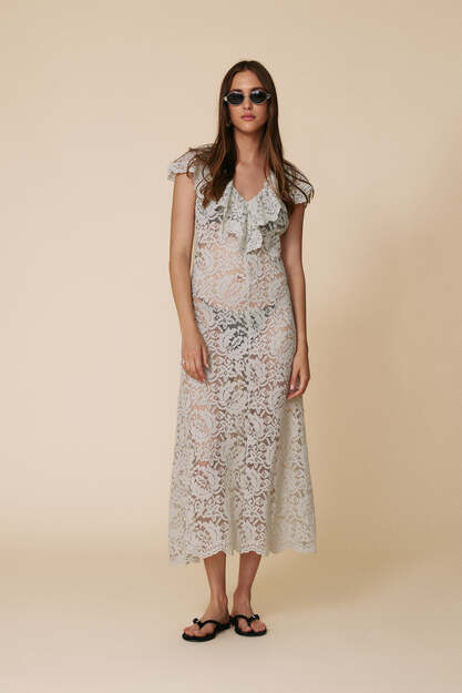 Light Green Midi Lace Dress With Ruffled Neckline - SS25