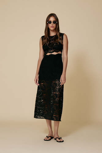Black Lace Midi Dress With A Feminine Cut And A Delicate Waist Cut-Out - SS25 - PNK Casual