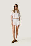 White cropped T-shirt with a patch pocket and side slits - SS26
