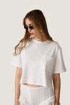 White cropped T-shirt with a patch pocket and side slits - SS26